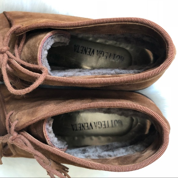 Bottega Veneta Brown Suede Fur Lined Booties Sz 7 - Picture 7 of 7